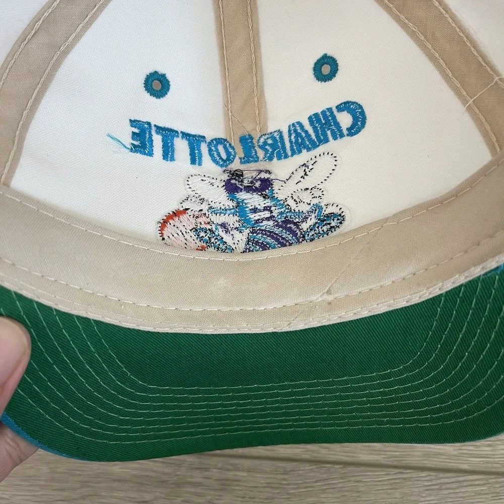 Vintage 90s NBA Charlotte Hornets Basketball Hat Logo Graphics Snapback Cap Teal